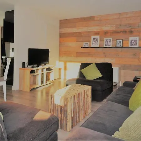 Apartamento Romatika 2 *